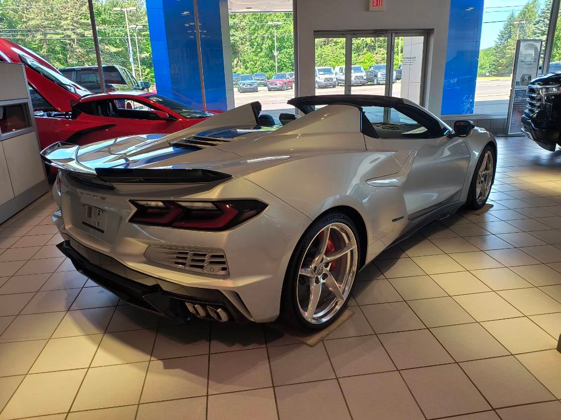2024 Chevrolet Corvette E-Ray 3LZ