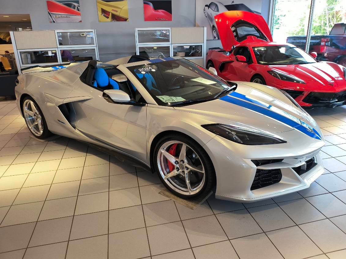 2024 Chevrolet Corvette E-Ray 3LZ