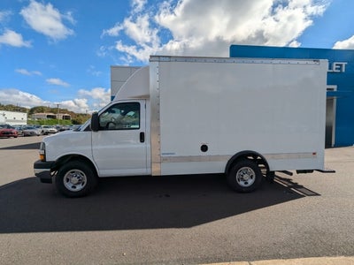 2024 Chevrolet Express Cutaway 3500 1WT