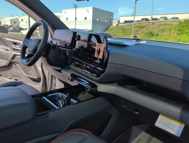 2025 Chevrolet Silverado EV RST - Max Range