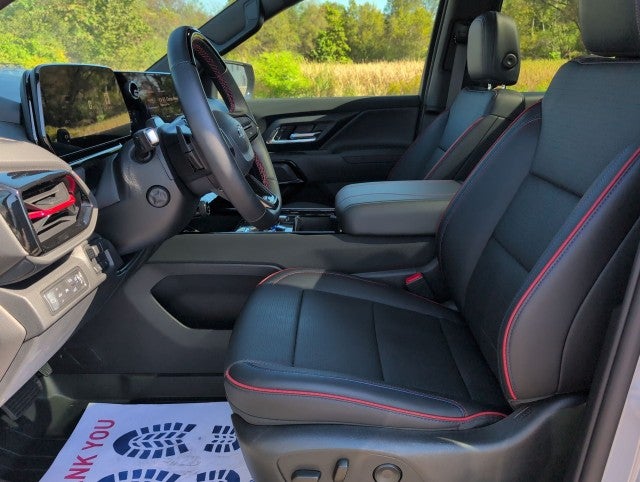 2025 Chevrolet Silverado EV RST - Max Range