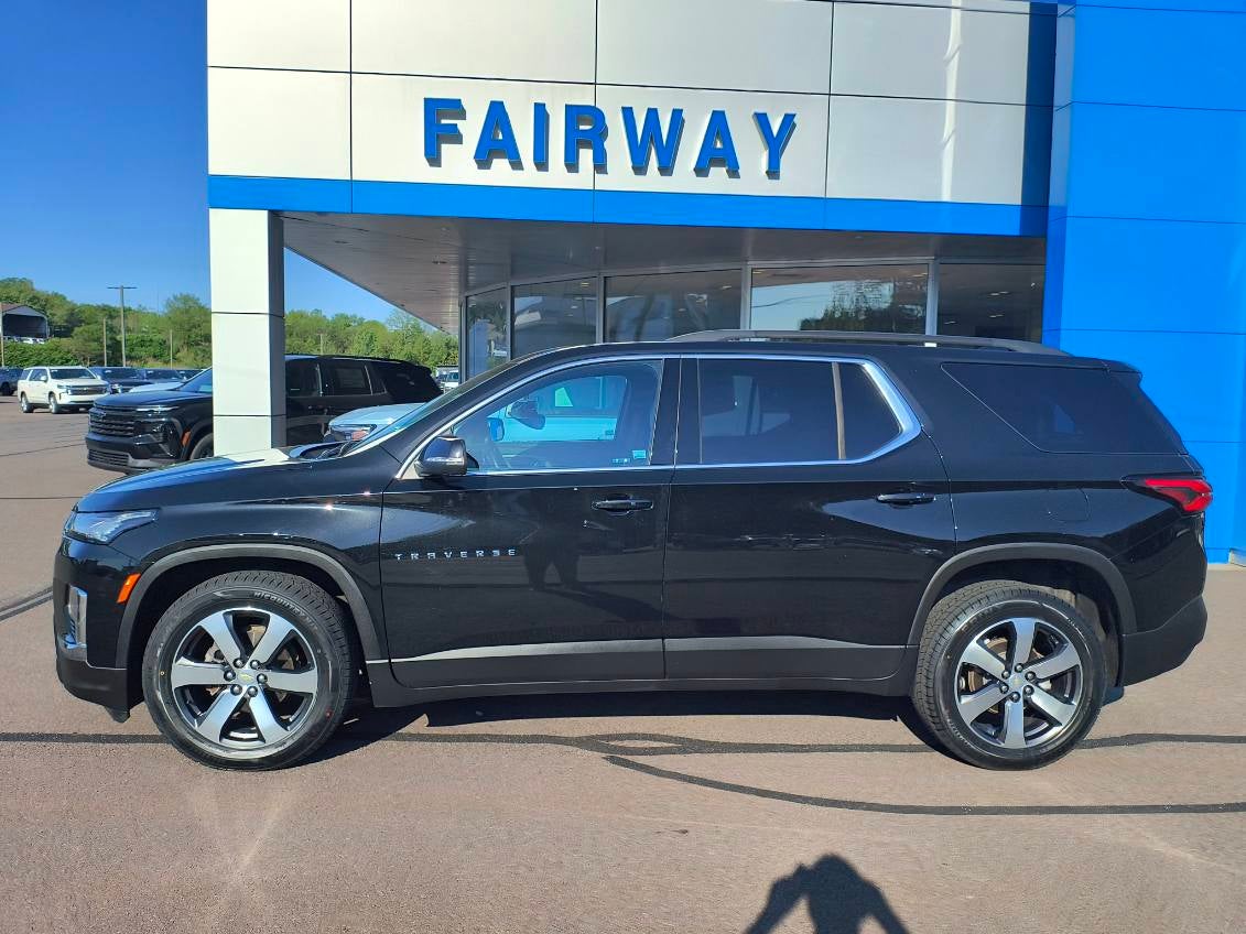 2023 Chevrolet Traverse LT Leather