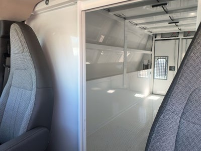 2024 Chevrolet Express Cutaway 3500 1WT
