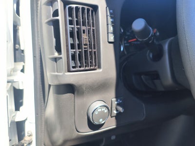 2024 Chevrolet Express Cutaway 3500 1WT
