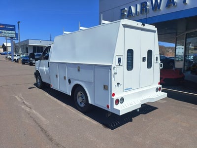 2024 Chevrolet Express Cutaway 3500 1WT