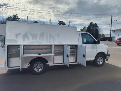2024 Chevrolet Express Cutaway 3500 1WT