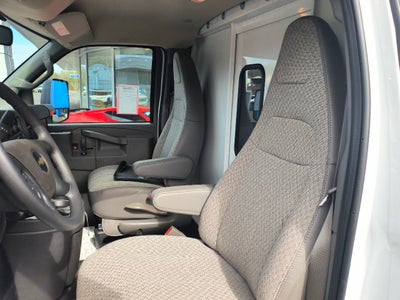 2024 Chevrolet Express Cutaway 3500 1WT