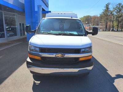2024 Chevrolet Express Cutaway 3500 1WT