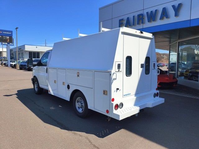 2024 Chevrolet Express Cutaway 3500 1WT