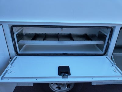 2024 Chevrolet Express Cutaway 3500 1WT