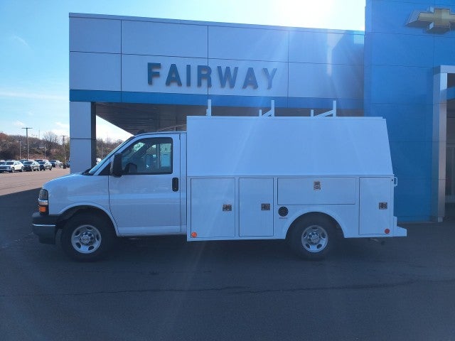 2024 Chevrolet Express Cutaway 3500 1WT