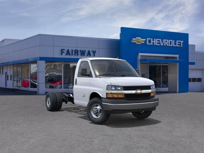 2026 Chevrolet Express Cutaway 3500 1WT