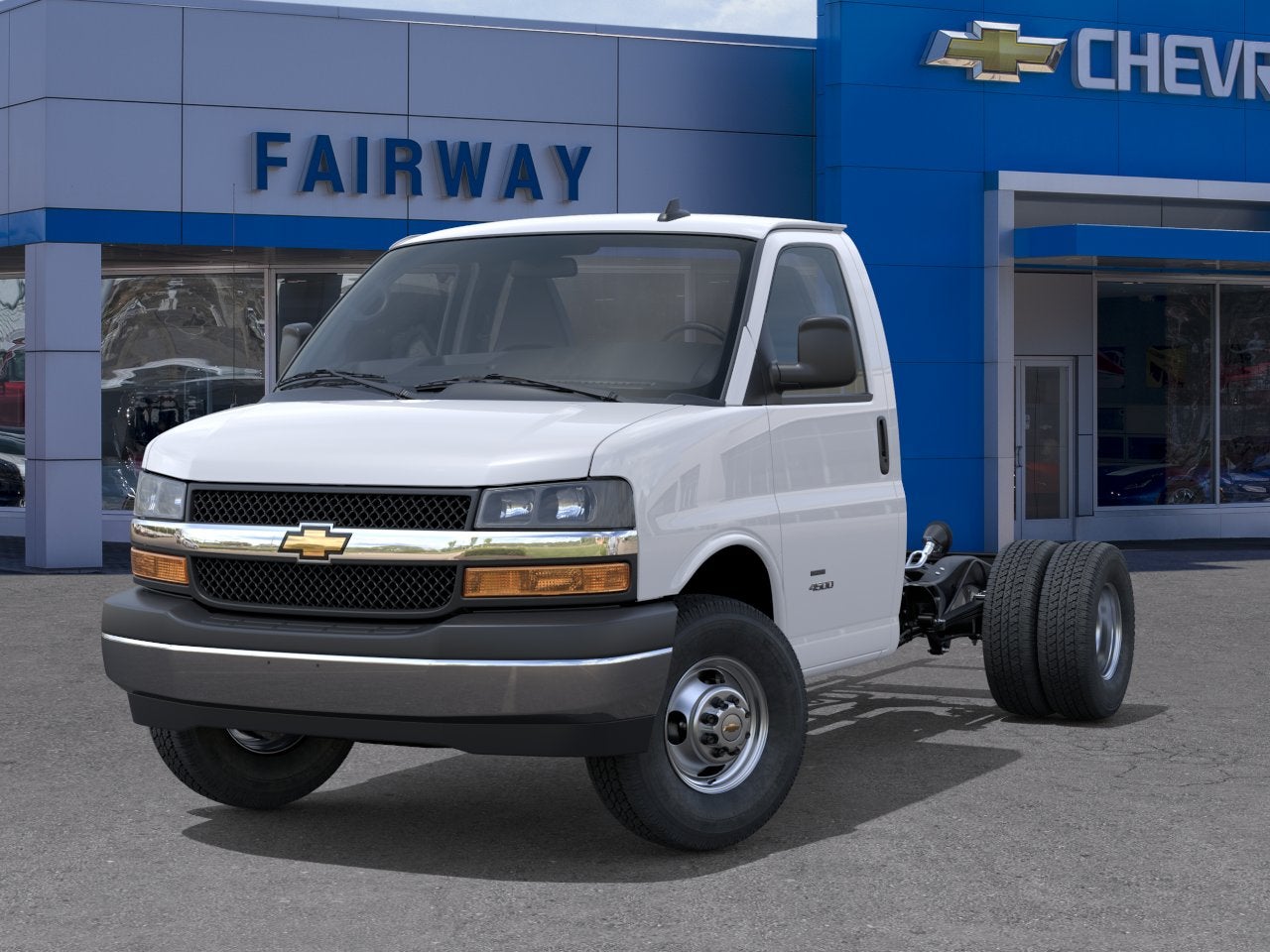 2026 Chevrolet Express Cutaway 3500 1WT