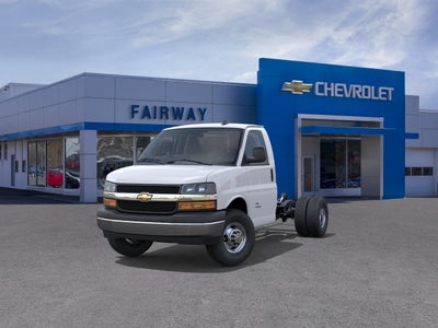 2026 Chevrolet Express Cutaway 3500 1WT