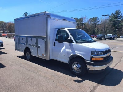 2024 Chevrolet Express Cutaway 3500 1WT