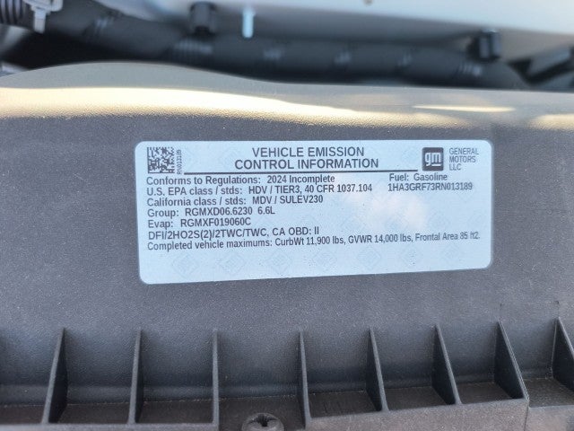 2024 Chevrolet Express Cutaway 3500 1WT