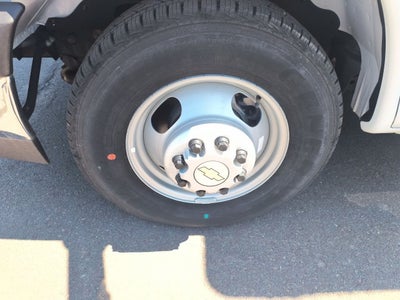 2024 Chevrolet Express Cutaway 3500 1WT
