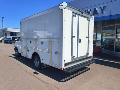 2024 Chevrolet Express Cutaway 3500 1WT