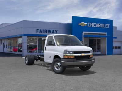 2026 Chevrolet Express Cutaway 3500 1WT