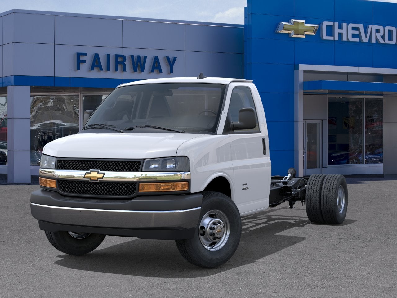 2026 Chevrolet Express Cutaway 3500 1WT