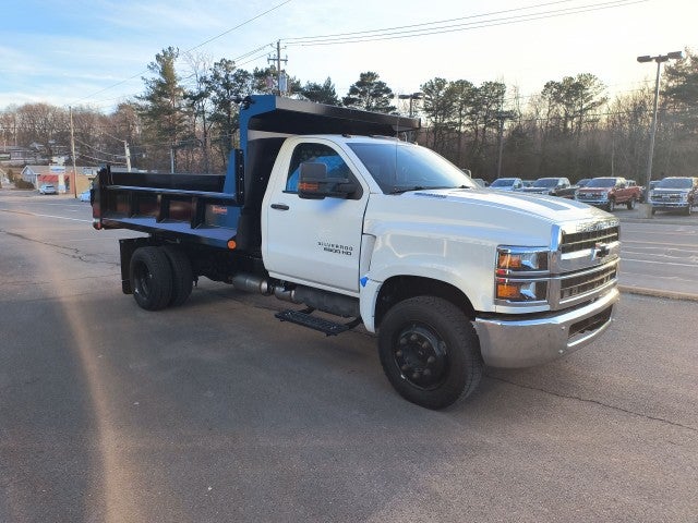 2024 Chevrolet Silverado 6500 HD Work Truck
