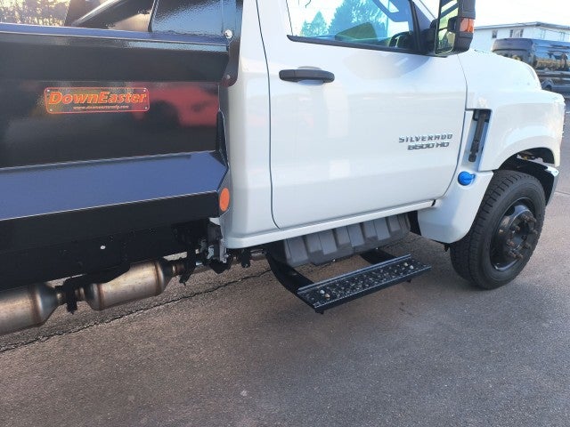 2024 Chevrolet Silverado 6500 HD Work Truck