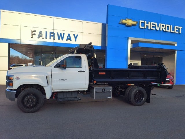 2024 Chevrolet Silverado 6500 HD Work Truck