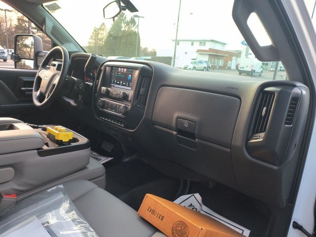 2024 Chevrolet Silverado 6500 HD Work Truck