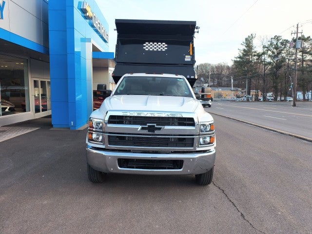2024 Chevrolet Silverado 6500 HD Work Truck