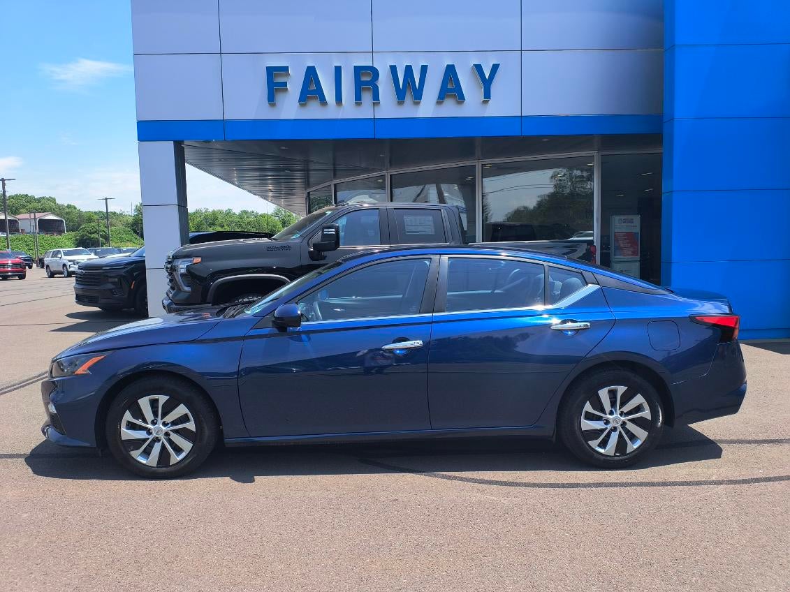 2022 Nissan Altima S FWD