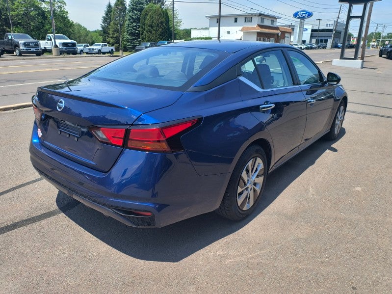 2022 Nissan Altima S FWD