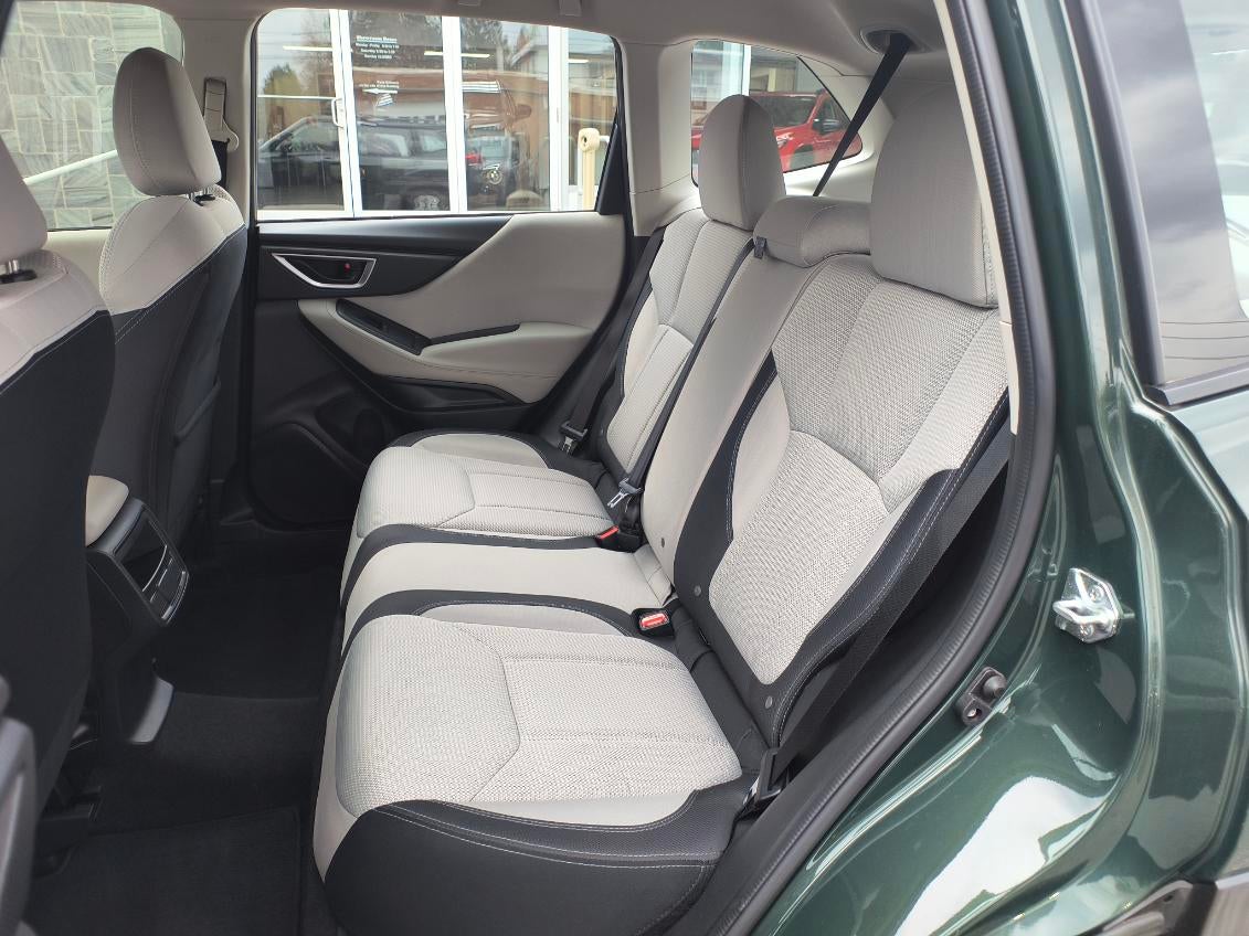 2023 Subaru Forester Base