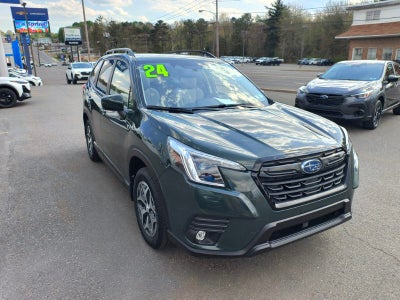 2024 Subaru Forester Premium