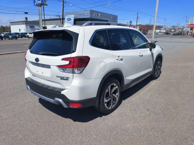 2023 Subaru Forester Touring