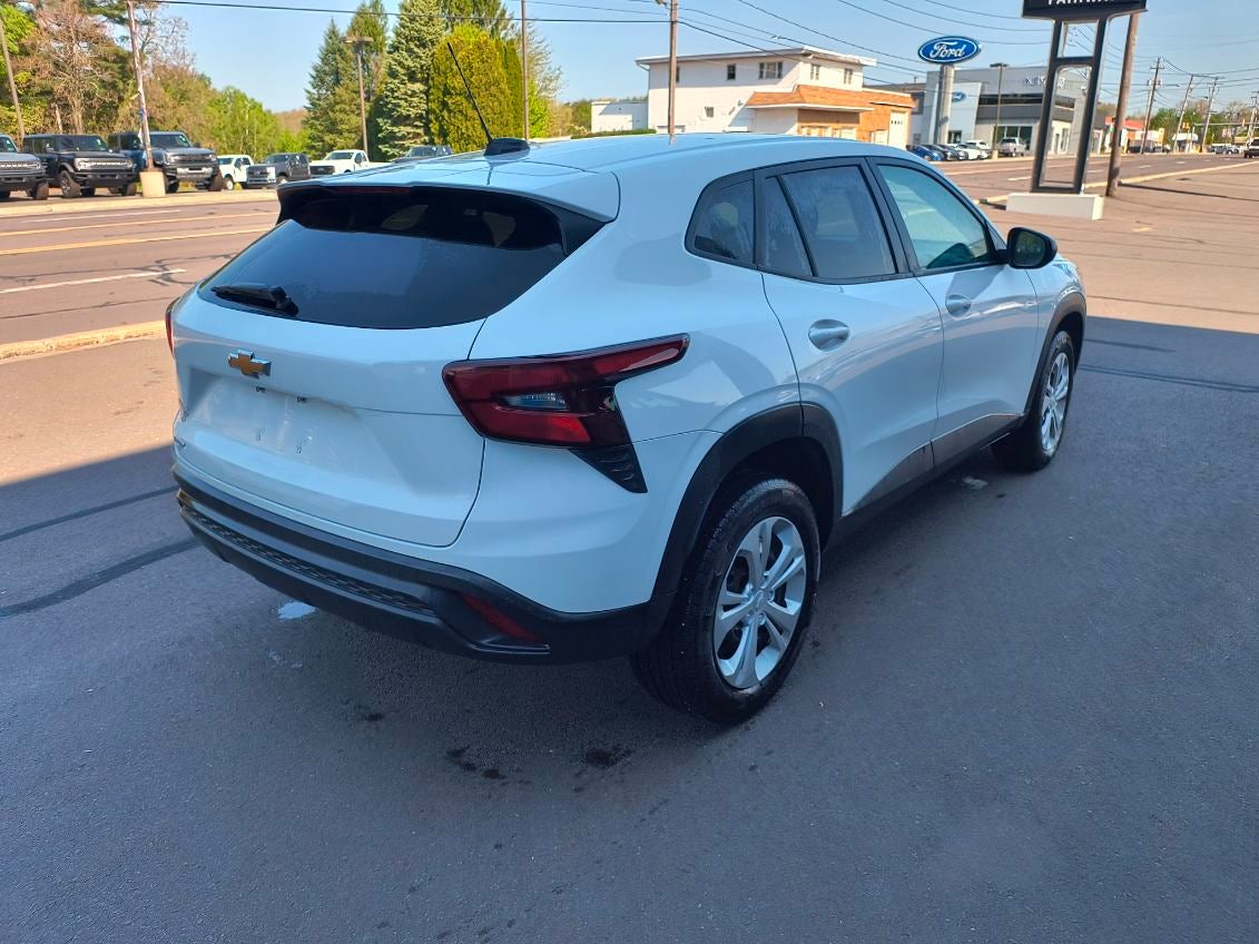 2024 Chevrolet Trax LS