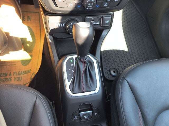 2023 Jeep Renegade Trailhawk 4x4