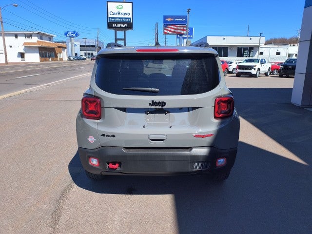 2023 Jeep Renegade Trailhawk 4x4